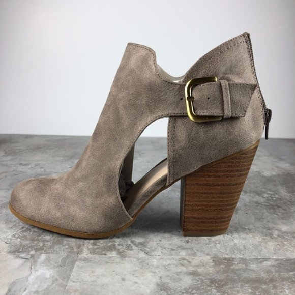 Fergalicious | NWT Palmer Cut Out Ankle Bootie - Picture 6 of 15